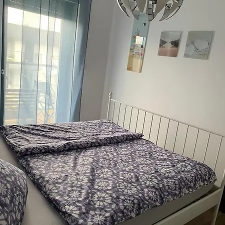 Ive's Golden Gardenia Seaside 아파트 *